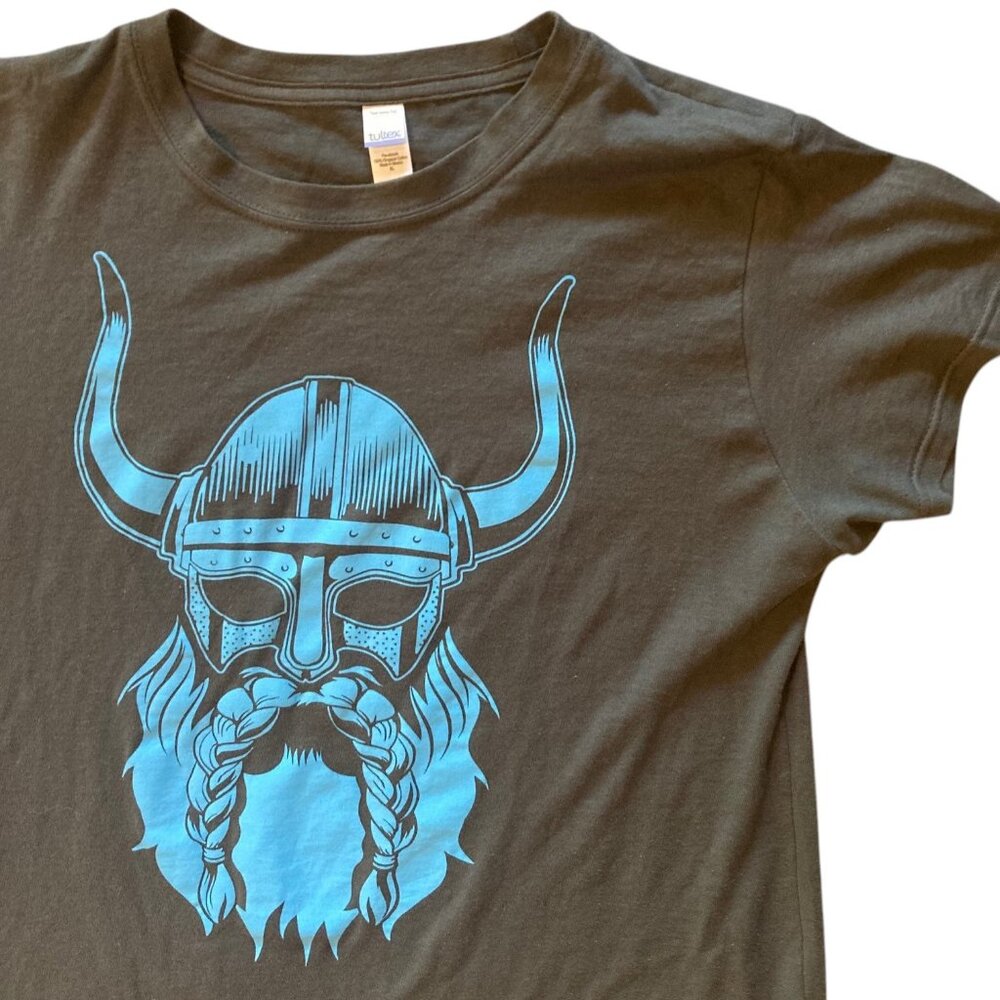 Women's Nordic Viking with Horned Helmet Graphic Tee T-Shirt Size XL